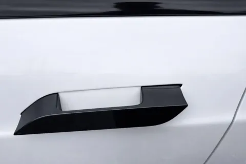 More photos of 2021 Tesla Model S Long Range at Gravity Autos Jacksonville, FL