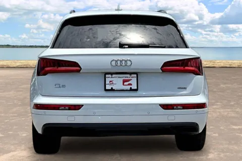 More photos of 2019 Audi Q5 2.0T Premium Plus at Gravity Autos Jacksonville, FL
