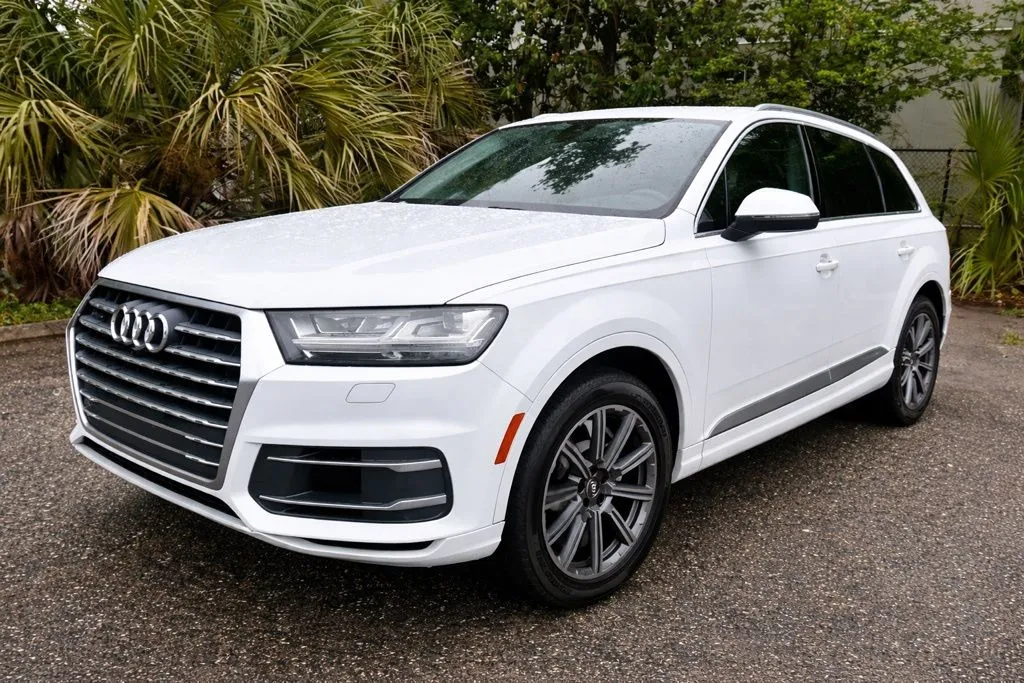 White 2019 Audi Q5 2.0T Premium Plus for sale in Jacksonville, FL