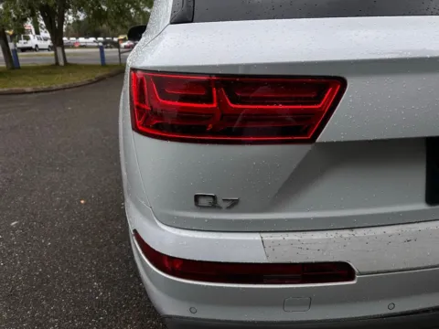 More photos of 2019 Audi Q7 45 SE Premium Plus at Gravity Autos Jacksonville, FL