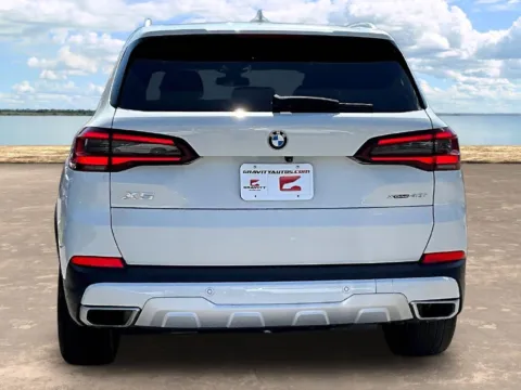 More photos of 2021 BMW X5 xDrive40i at Gravity Autos Jacksonville, FL