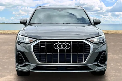 Photos of 2020 Audi Q3 Premium S line for sale in Jacksonville, FL at Gravity Autos Jacksonville