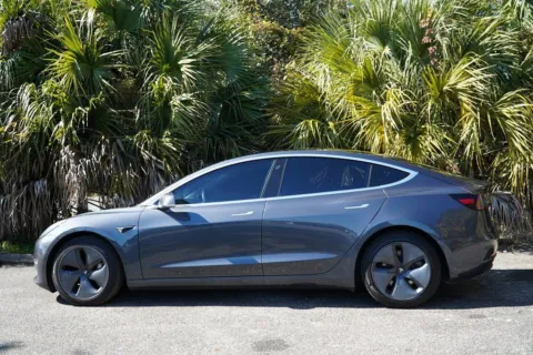 More photos of 2020 Tesla Model 3 Long Range at Gravity Autos Jacksonville, FL