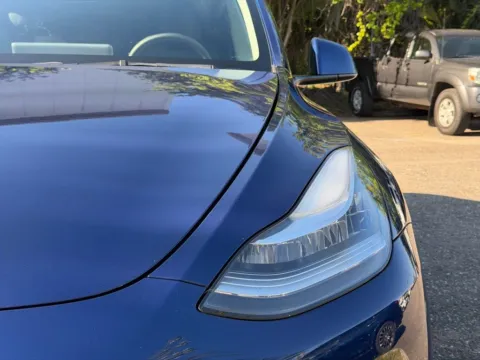 More photos of 2021 Tesla Model Y Long Range at Gravity Autos Jacksonville, FL