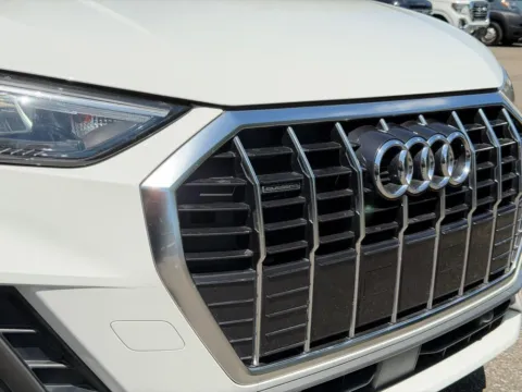 Photos of 2020 Audi Q3 Premium S line for sale in Jacksonville, FL at Gravity Autos Jacksonville