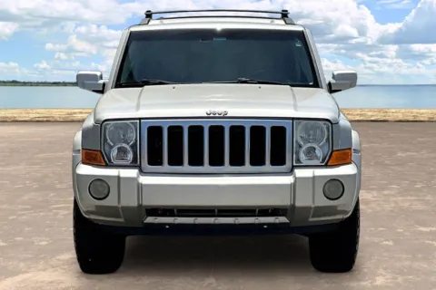 Photos of 2007 Jeep Commander Overland for sale in Jacksonville, FL at Gravity Autos Jacksonville