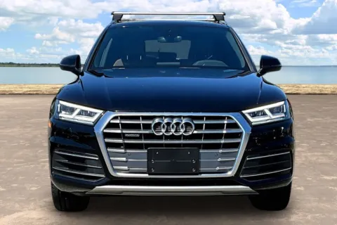 Photos of 2020 Audi Q5 45 Premium Plus for sale in Jacksonville, FL at Gravity Autos Jacksonville
