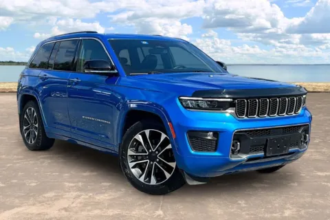 Another view of 2023 Jeep Grand Cherokee Overland for sale in Jacksonville, FL at Gravity Autos Jacksonville
