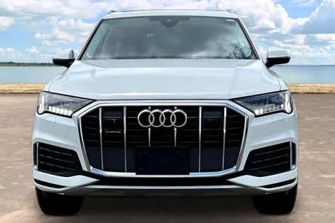 Photos of 2023 Audi Q7 55 Premium Plus for sale in Jacksonville, FL at Gravity Autos Jacksonville