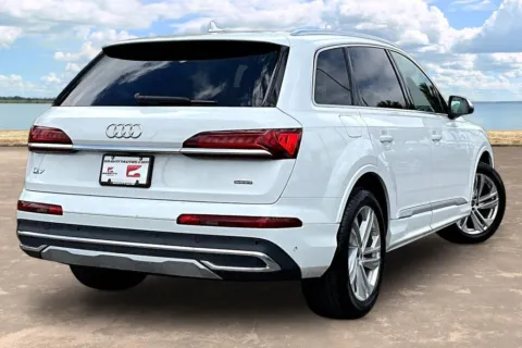 More photos of 2023 Audi Q7 55 Premium Plus at Gravity Autos Jacksonville, FL