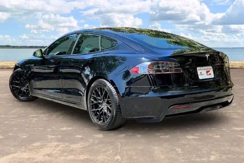 More photos of 2021 Tesla Model S Long Range at Gravity Autos Jacksonville, FL