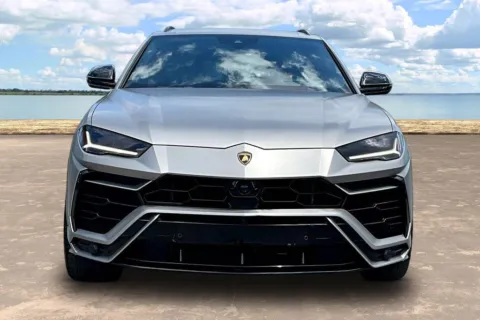 Photos of 2021 Lamborghini Urus for sale in Jacksonville, FL at Gravity Autos Jacksonville