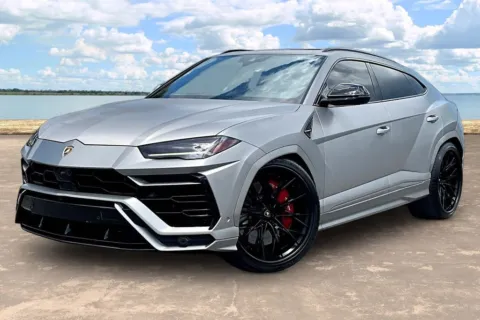 Orange 2021 Lamborghini Urus for sale in Jacksonville, FL