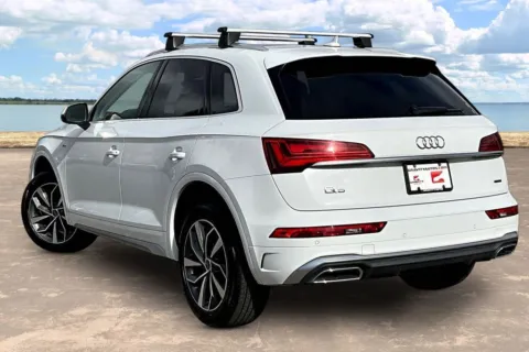 More photos of 2024 Audi Q5 45 S line Premium at Gravity Autos Jacksonville, FL