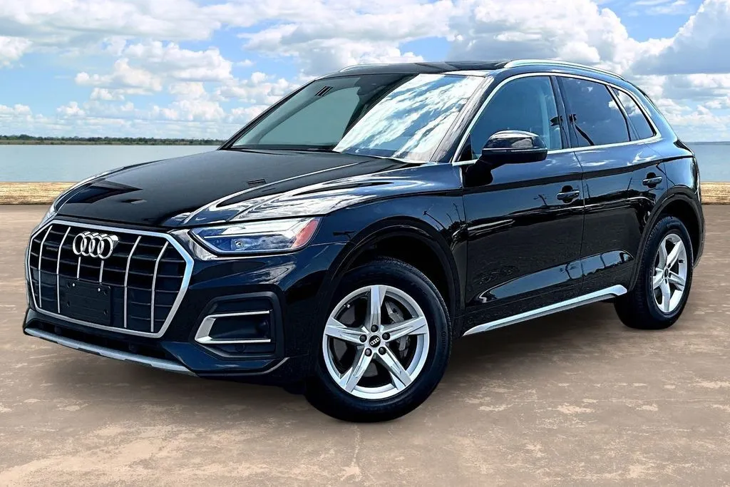 Black 2021 Audi Q5 45 Premium for sale in Jacksonville, FL