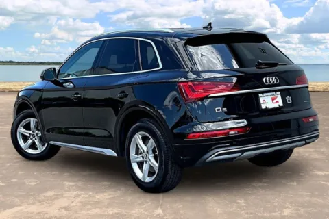 More photos of 2021 Audi Q5 45 Premium at Gravity Autos Jacksonville, FL