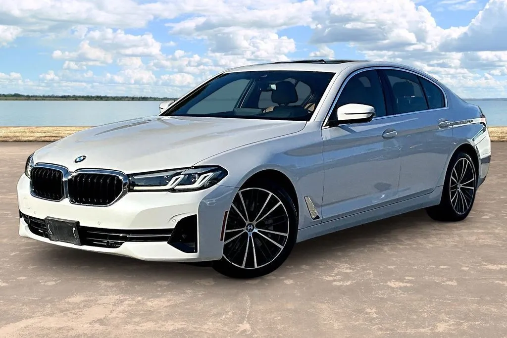 White 2023 BMW 5 Series 530i for sale in Jacksonville, FL
