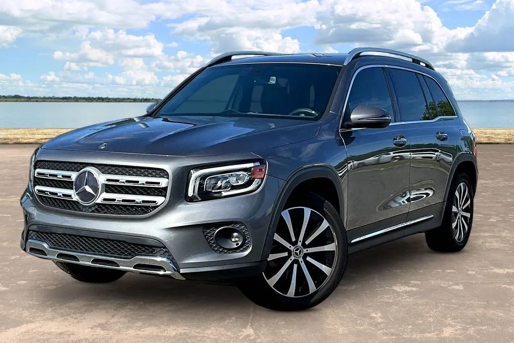 Gray 2020 Mercedes-Benz GLB 250 for sale in Jacksonville, FL