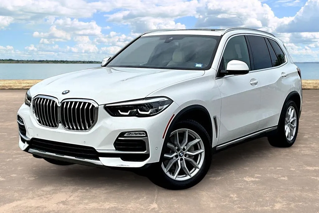 2021 BMW X5 sDrive40i's photo