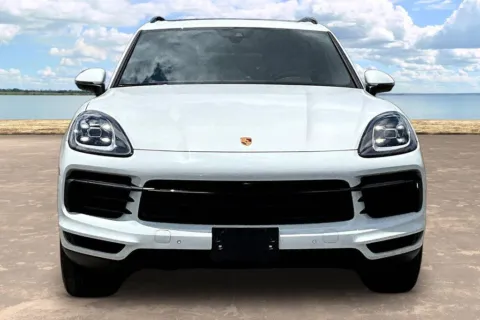 Photos of 2023 Porsche Cayenne for sale in Jacksonville, FL at Gravity Autos Jacksonville