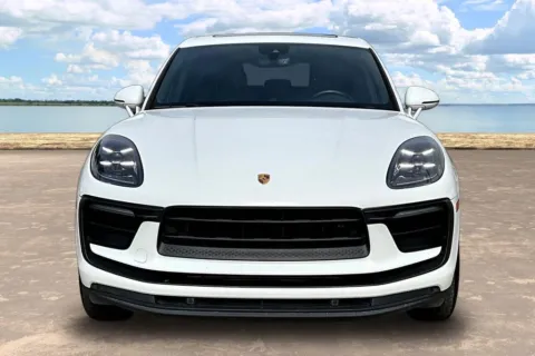Photos of 2022 Porsche Macan for sale in Jacksonville, FL at Gravity Autos Jacksonville