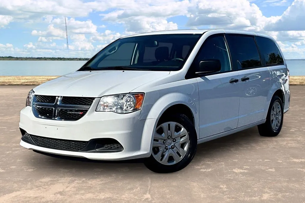 White 2020 Dodge Grand Caravan SE for sale in Jacksonville, FL