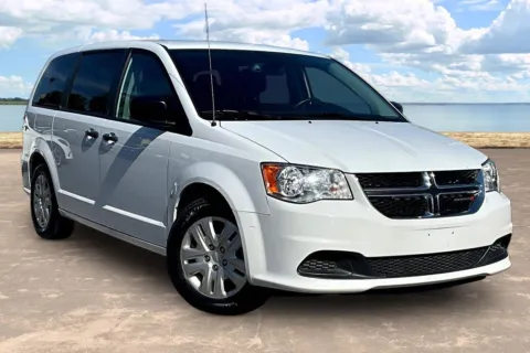 Another view of 2020 Dodge Grand Caravan SE for sale in Jacksonville, FL at Gravity Autos Jacksonville