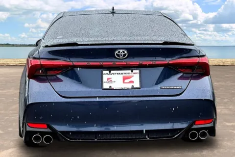More photos of 2019 Toyota Avalon Touring at Gravity Autos Jacksonville, FL