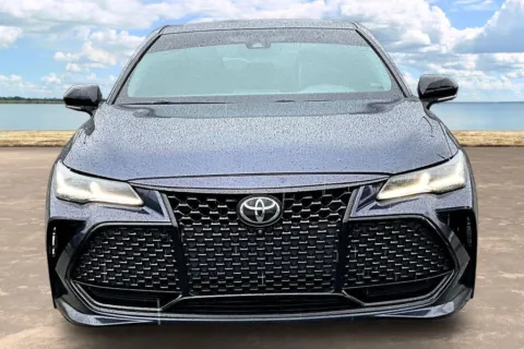 Photos of 2019 Toyota Avalon Touring for sale in Jacksonville, FL at Gravity Autos Jacksonville