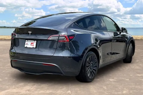 More photos of 2024 Tesla Model Y Long Range at Gravity Autos Jacksonville, FL