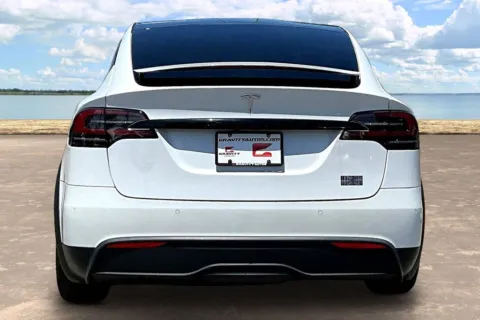 More photos of 2022 Tesla Model X Plaid at Gravity Autos Jacksonville, FL