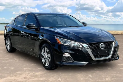 Another view of 2020 Nissan Altima 2.5 S for sale in Jacksonville, FL at Gravity Autos Jacksonville