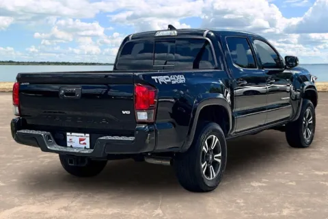 More photos of 2018 Toyota Tacoma TRD Sport at Gravity Autos Jacksonville, FL