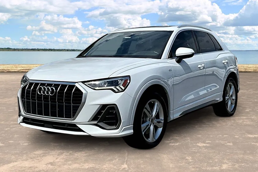 White 2022 Audi Q3 Premium Plus for sale in Jacksonville, FL