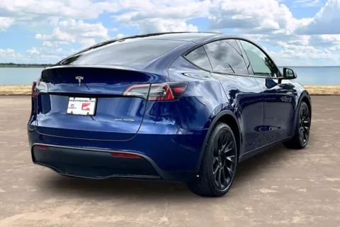 More photos of 2023 Tesla Model Y Long Range at Gravity Autos Jacksonville, FL