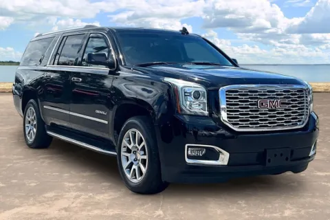 Another view of 2019 GMC Yukon XL Denali for sale in Jacksonville, FL at Gravity Autos Jacksonville