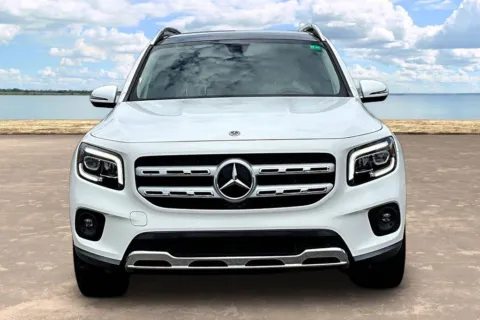 Photos of 2022 Mercedes-Benz GLB 250 for sale in Jacksonville, FL at Gravity Autos Jacksonville