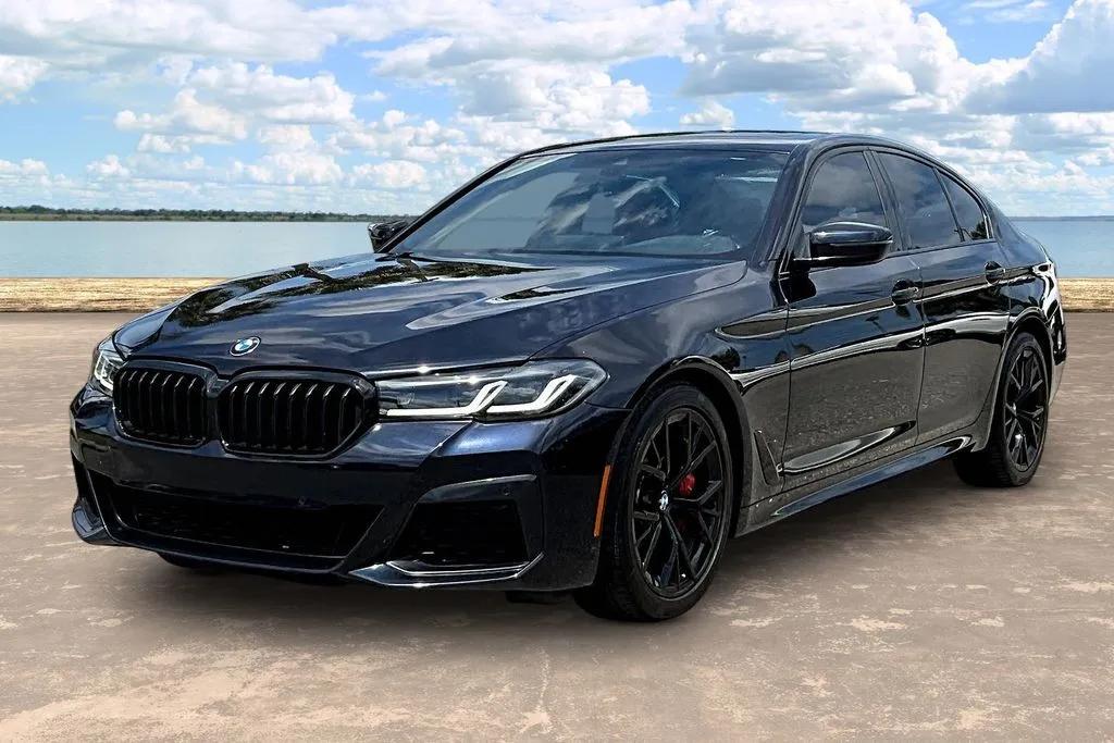 Black 2023 BMW 5 Series 530i for sale in Jacksonville, FL