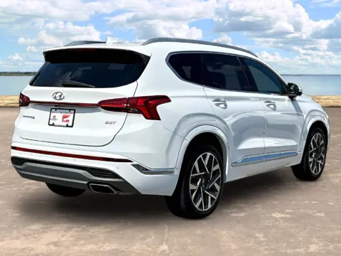 More photos of 2023 Hyundai Santa Fe Calligraphy at Gravity Autos Jacksonville, FL