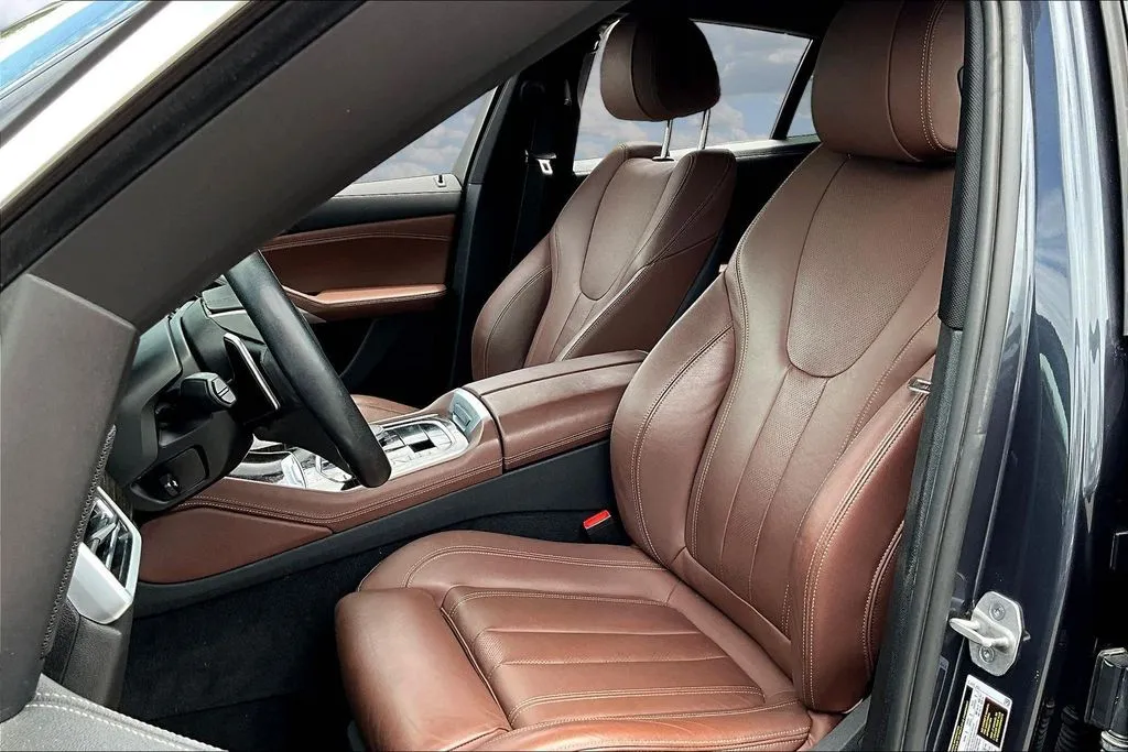 2021 BMW X6 40i - Photo 21