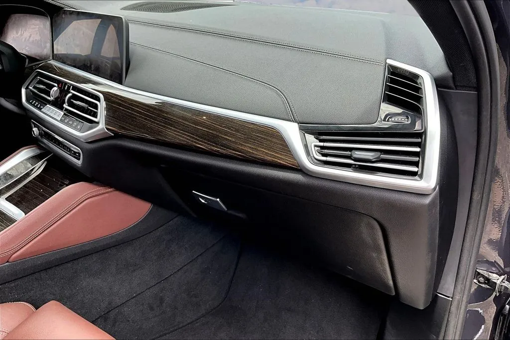 2021 BMW X6 40i - Photo 27