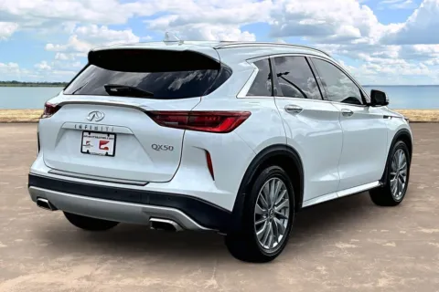 More photos of 2023 INFINITI QX50 LUXE at Gravity Autos Jacksonville, FL