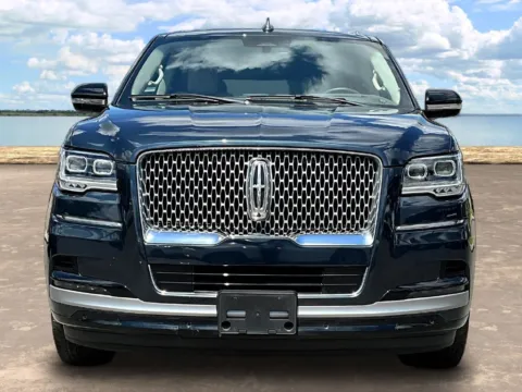 Photos of 2022 Lincoln Navigator Reserve for sale in Jacksonville, FL at Gravity Autos Jacksonville