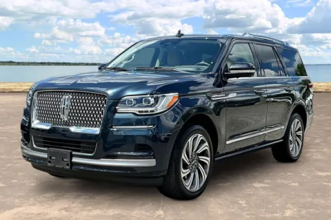 Blue 2022 Lincoln Navigator Reserve for sale in Jacksonville, FL