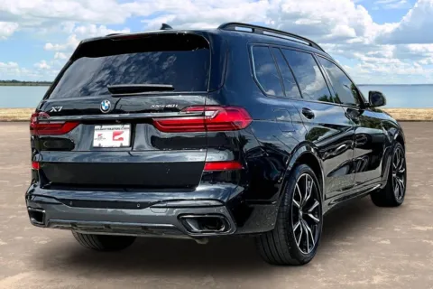 More photos of 2022 BMW X7 xDrive40i at Gravity Autos Jacksonville, FL