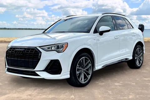 White 2021 Audi Q3 Premium for sale in Jacksonville, FL