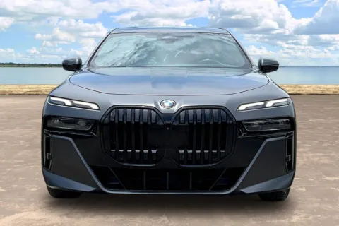 Photos of 2023 BMW 7 Series 740i for sale in Jacksonville, FL at Gravity Autos Jacksonville