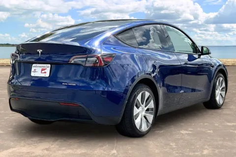 More photos of 2023 Tesla Model Y Long Range at Gravity Autos Jacksonville, FL