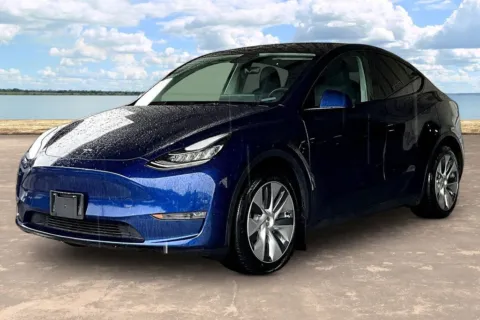 Blue 2023 Tesla Model Y Long Range for sale in Jacksonville, FL