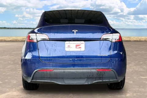 More photos of 2023 Tesla Model Y Long Range at Gravity Autos Jacksonville, FL